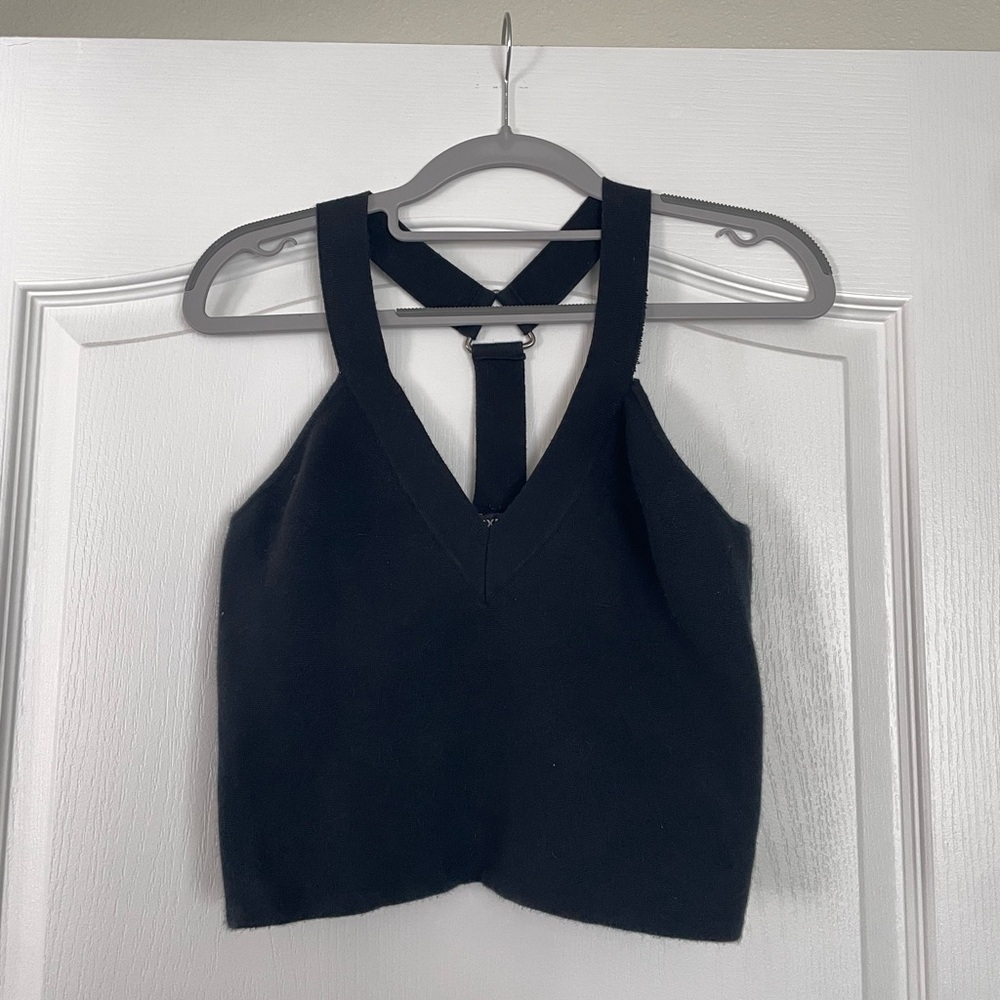 Express statement crop tank